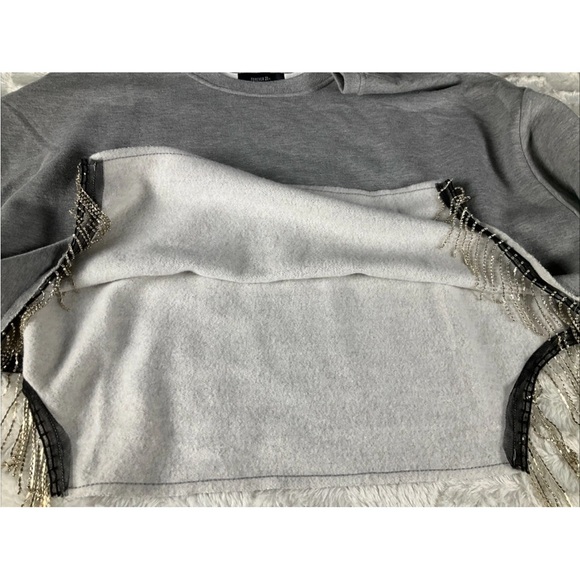 Rue 21 Women’s Size 3X Rhinestone Tasseled Gray Sweatshirt - Picture 5 of 8